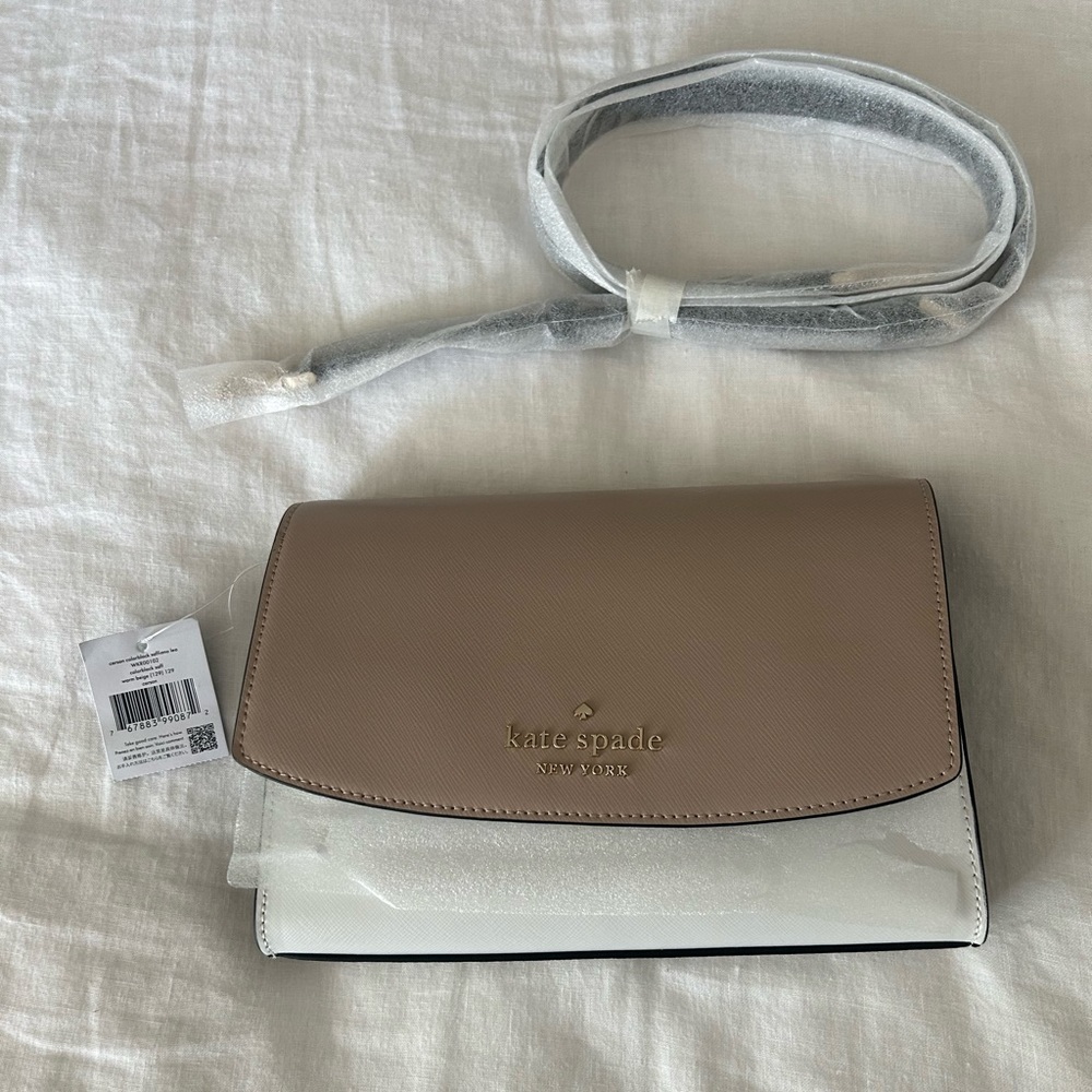 Carson Crossbody